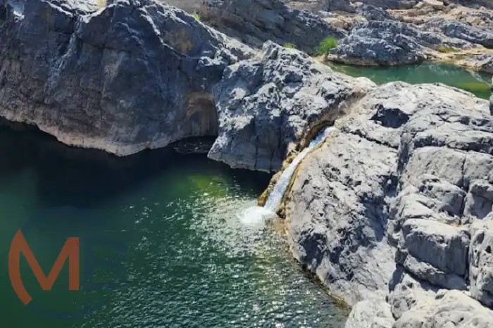 Discover the Beauty of Wadi Al-Arbieen Waterfall